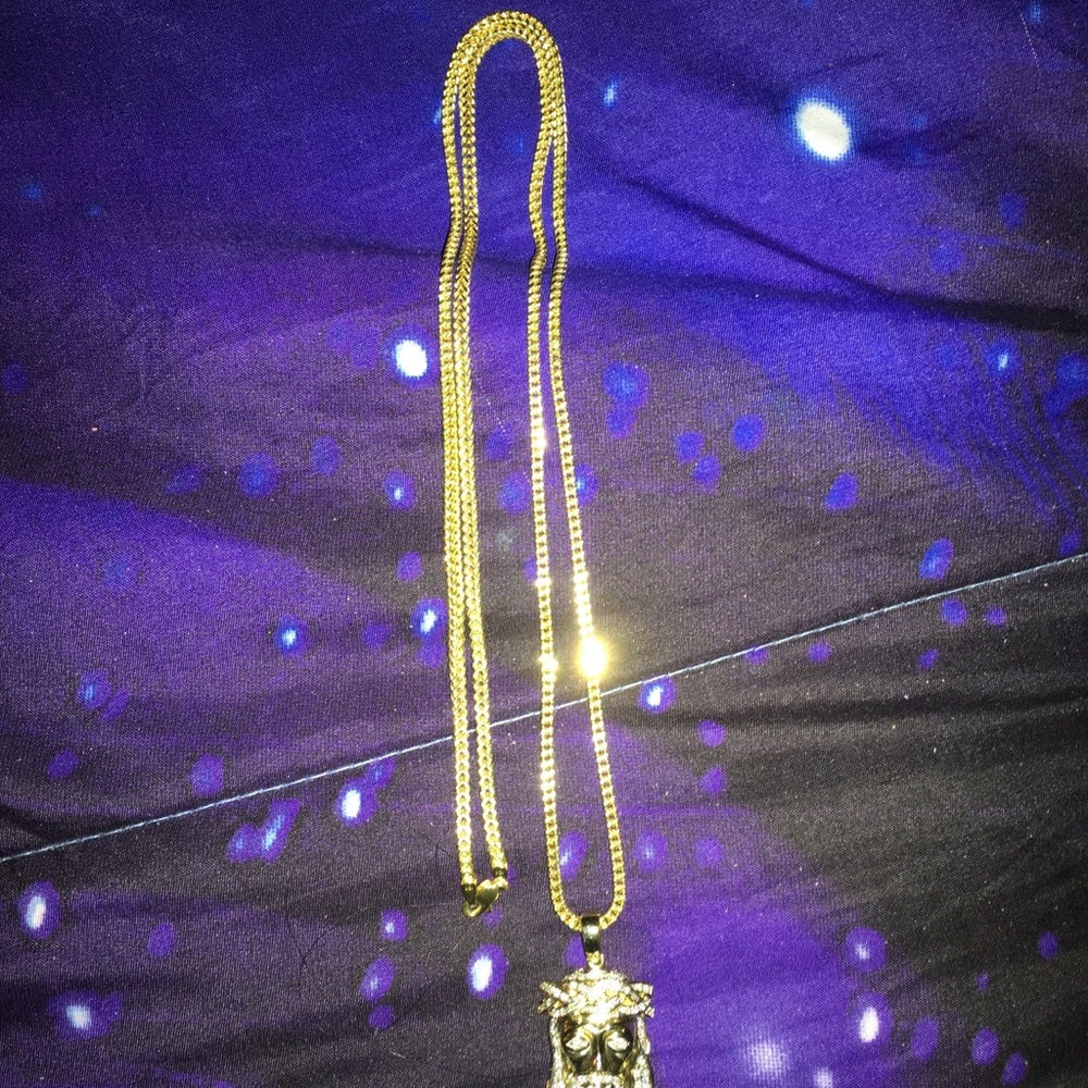 Jesus Head Diamond Pendant & Cuban Chain